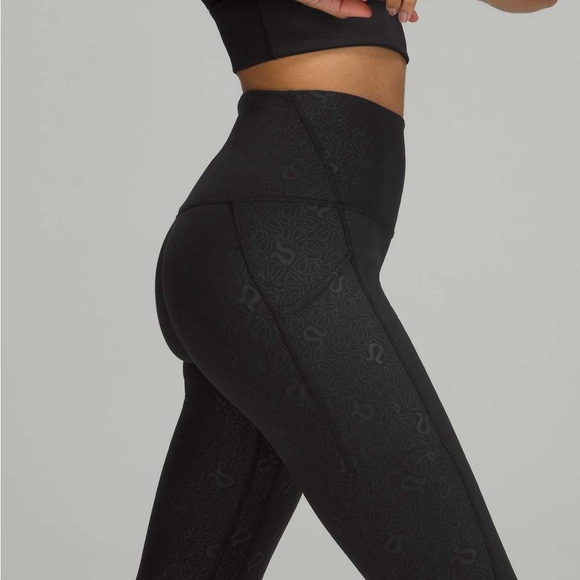 RARE lululemon Align™ High-Rise Pant with Pockets 25"
Yogo Emboss Black - Picture 2 of 7